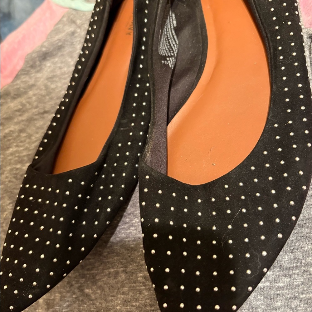Elegant Black Studded Women's Flats